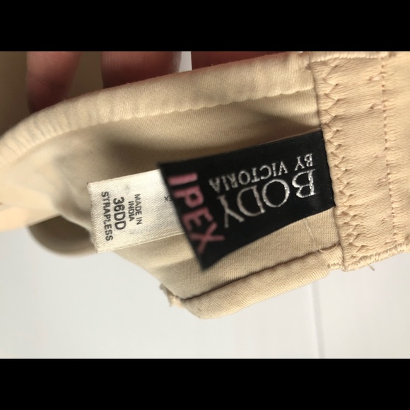 Victoria’s Secret Nude Strapless Body By 36DD - Picture 8 of 8